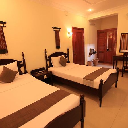 Anise Hotel And Restaurant Phnom Penh Eksteriør bilde