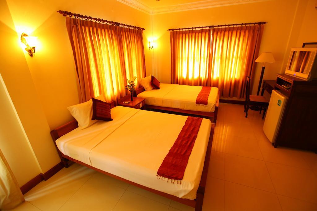 Anise Hotel And Restaurant Phnom Penh Eksteriør bilde