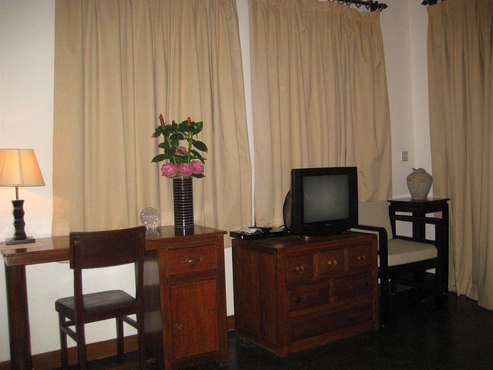 Anise Hotel And Restaurant Phnom Penh Eksteriør bilde