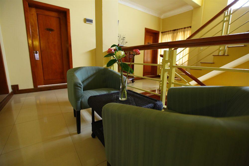 Anise Hotel And Restaurant Phnom Penh Eksteriør bilde